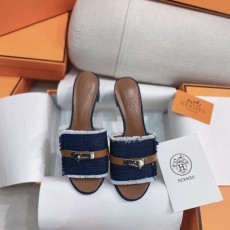 Hermes Slippers